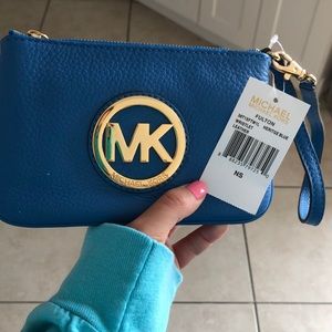 Michael Kors blue wristlet